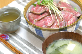 たたき丼完成